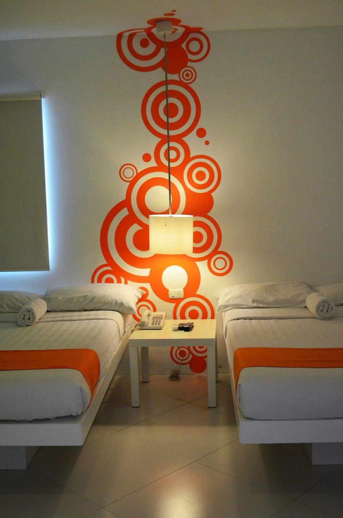 Islands Stay Hotels - Uptown Cebu Exteriér fotografie